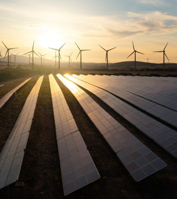 How to Recruit Solar Procurement Managers for EPC Projects: Protecting Margins & Timelines
