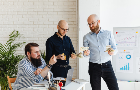 SaaS Revenue Team Hiring: Roles, Timelines, and Costs Explained