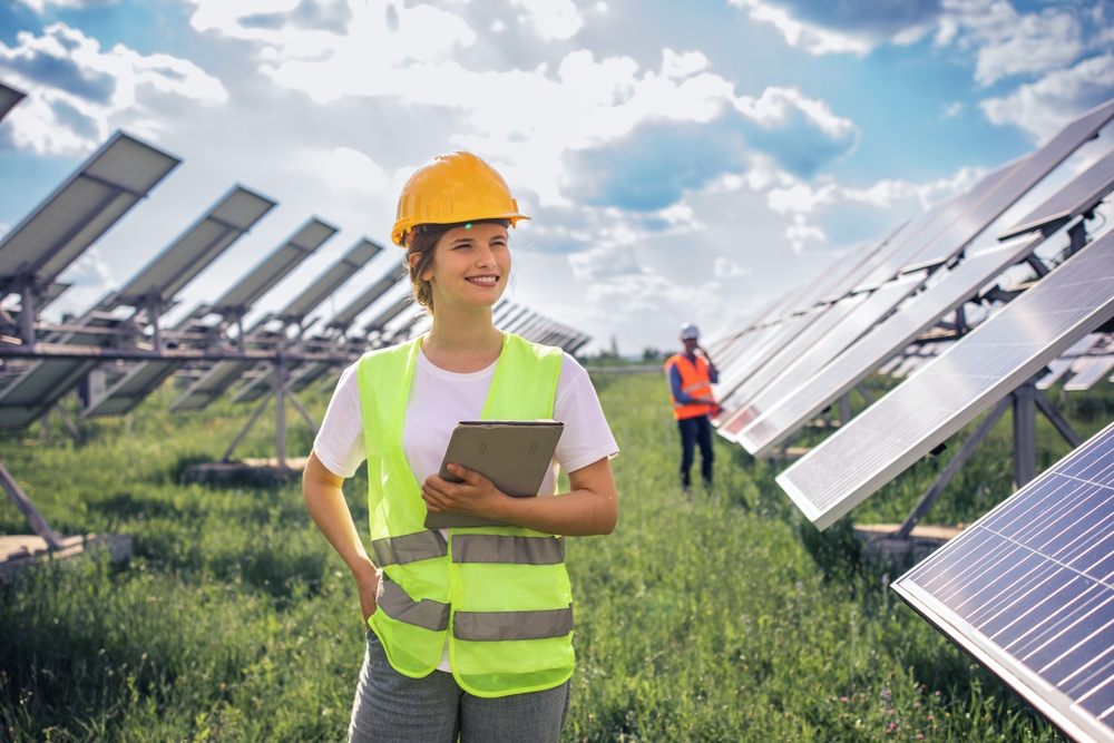 Powering up the Future: Upskilling the Solar Construction Workforce in the USA