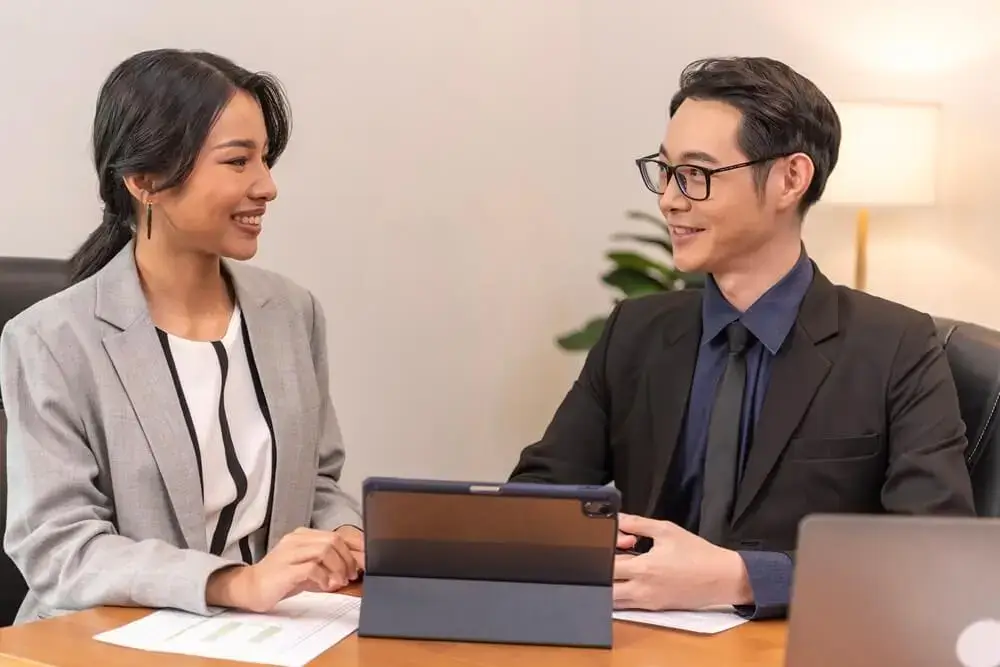 Effective One-on-One Meetings: Enhancing Engagement and Development