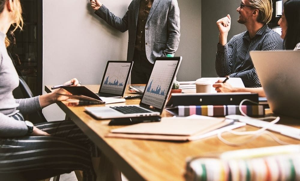 Austausch über digitalisierte Jobs der Zukunft
