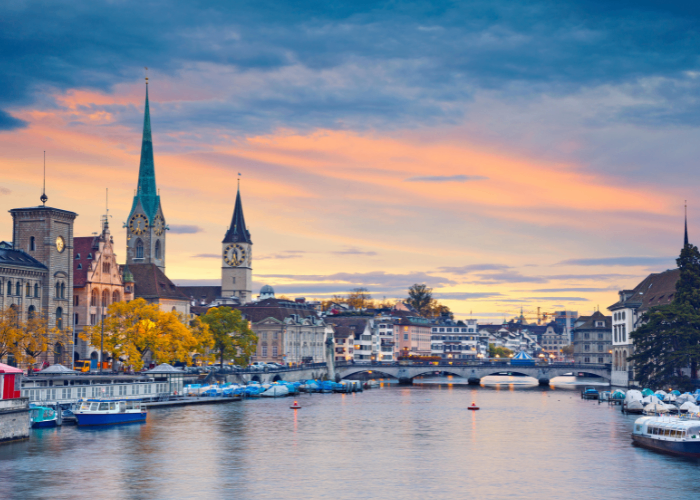 Looking for a job in
Switzerland?