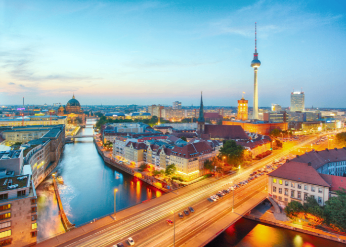 Looking for a job in
Germany?