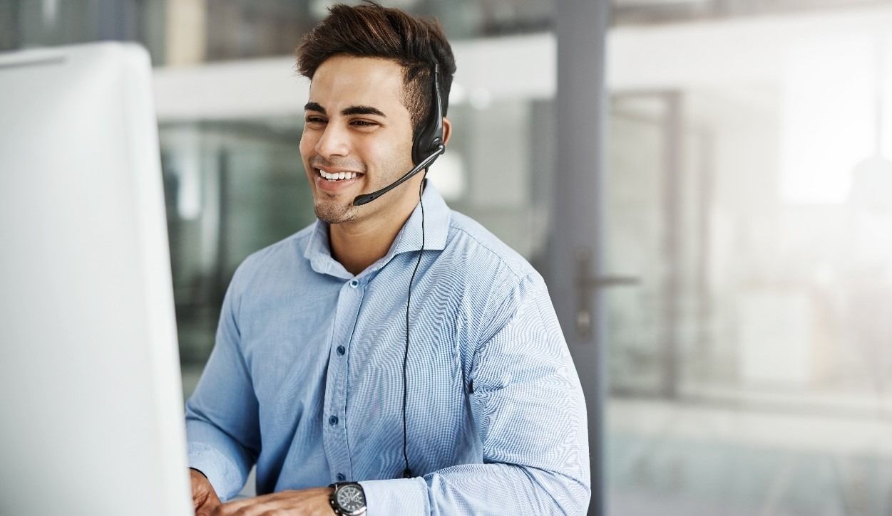 Smiling customer service advisor