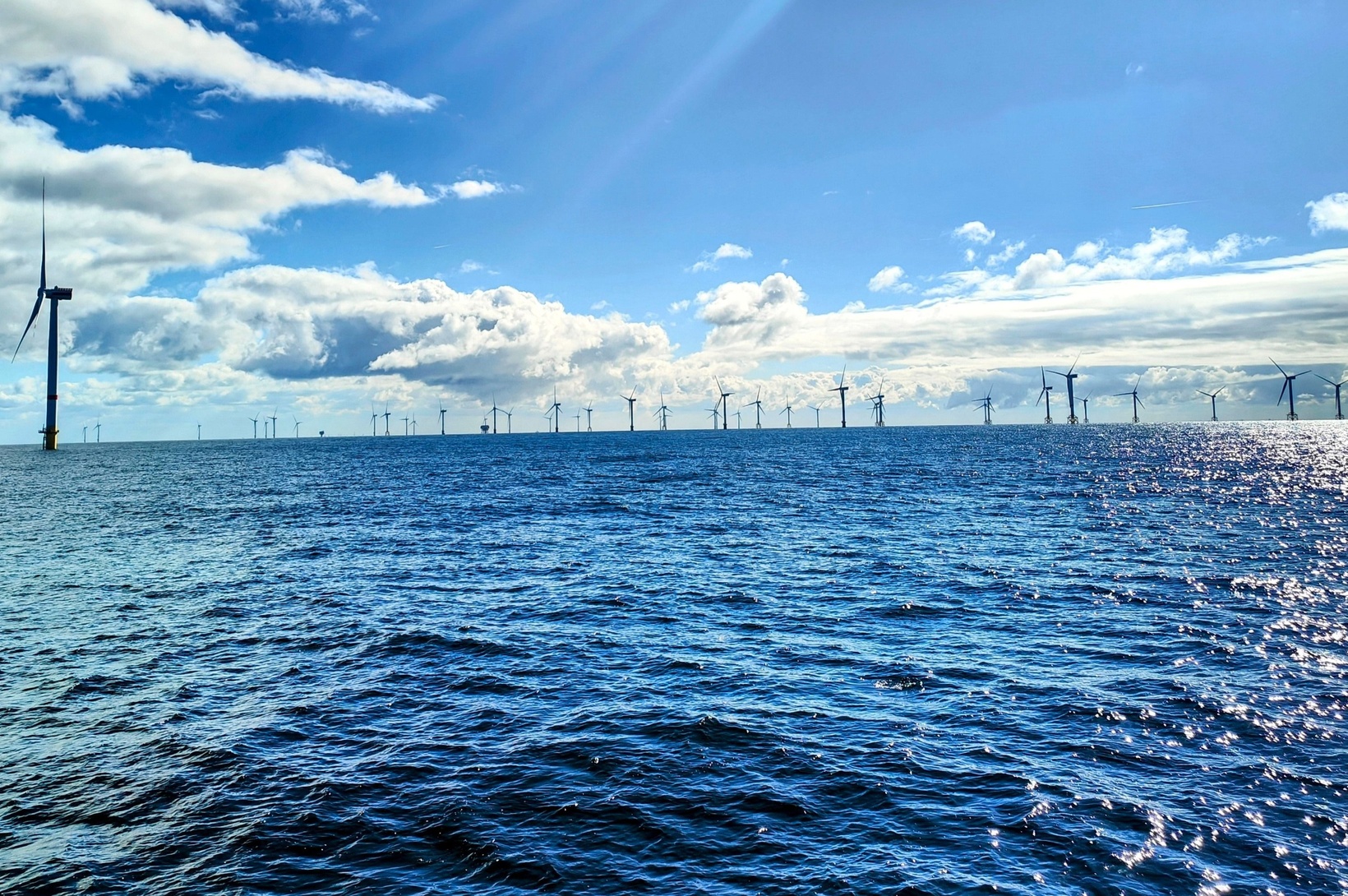 hero Offshore-Windkraft