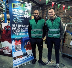 MRJ's Cam and Rekiel volunteering at a Christmas Charity Event 