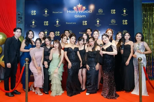 Hollywood glam party