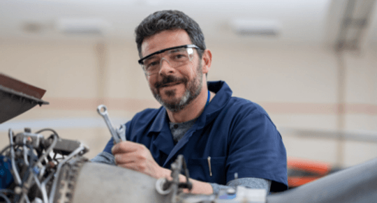How to Become an Aircraft Mechanic