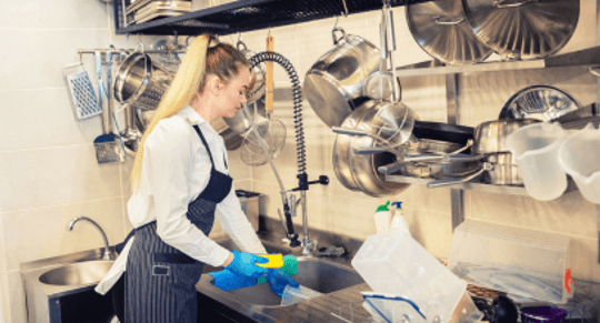 What to Put on a Kitchen Porter CV