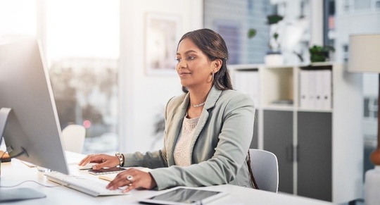 How to Become an HR Assistant?