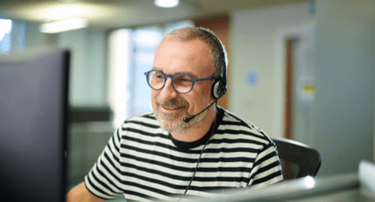 How to Become a Receptionist?