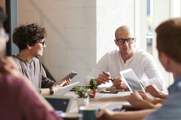 Connecting top talent with leading businesses