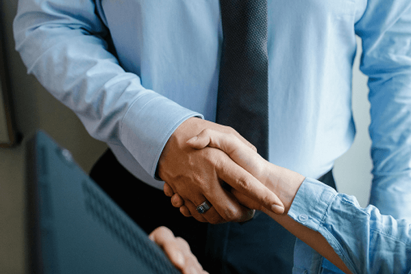 Flexible legal resource for corporations and financial services institutions, quickly and cost efficiently.