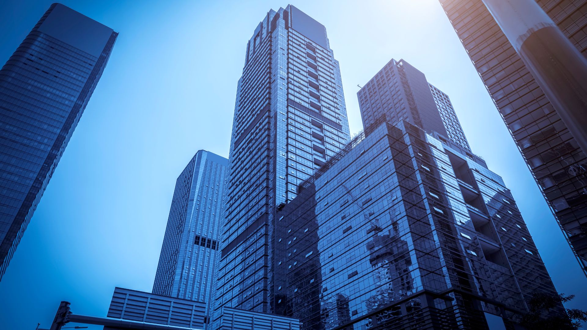 AR7 Triggered a Renewable Energy Investment Banking Hiring Wave