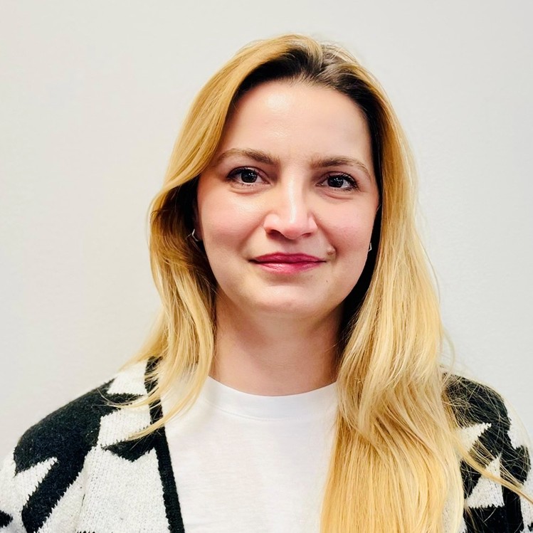 Roxana Gaie-Andrei