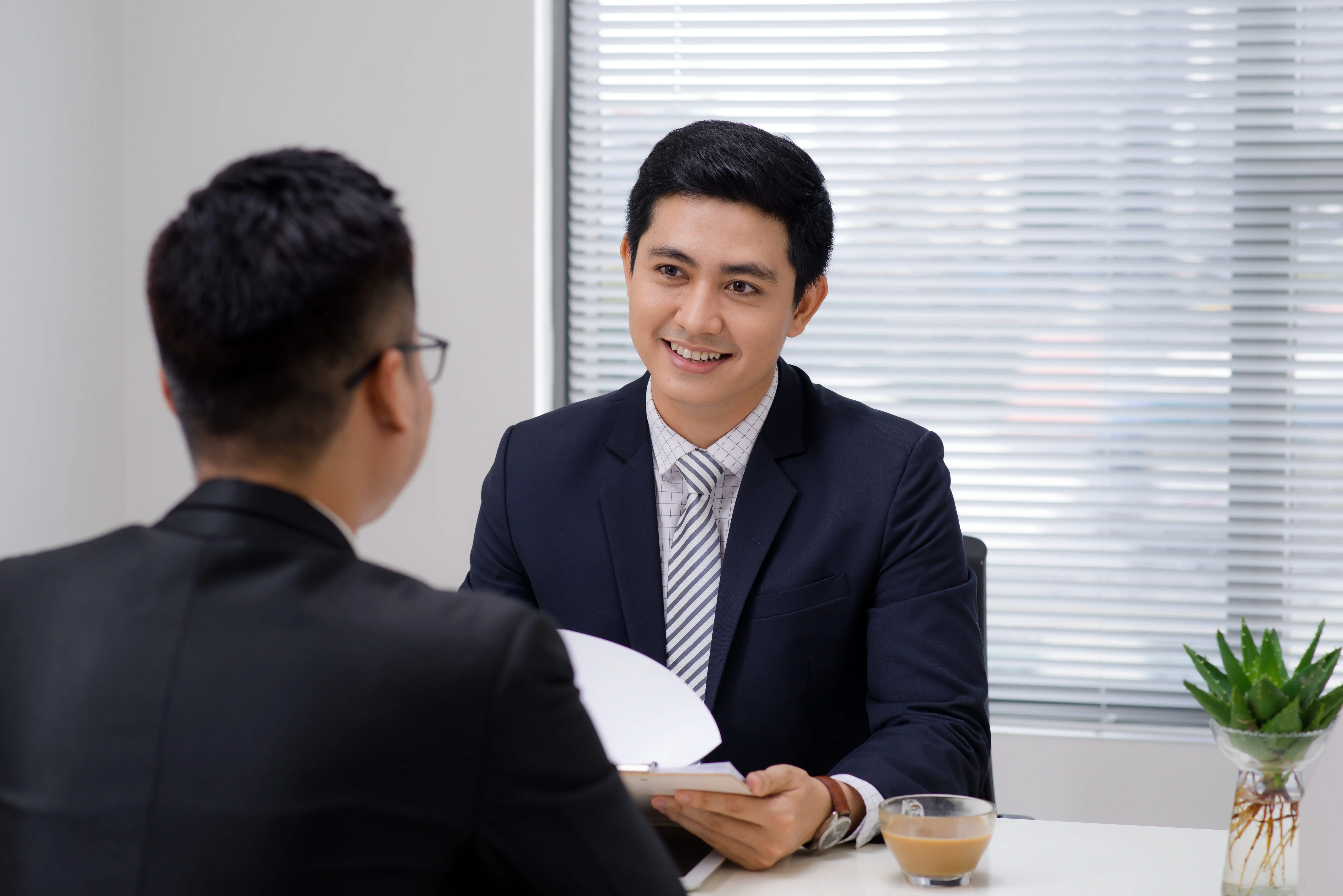 What to prepare before an interview : For interviewers and interviewees