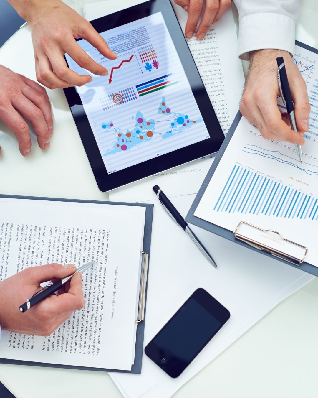 How to Prepare for Seasonal Hiring Peaks