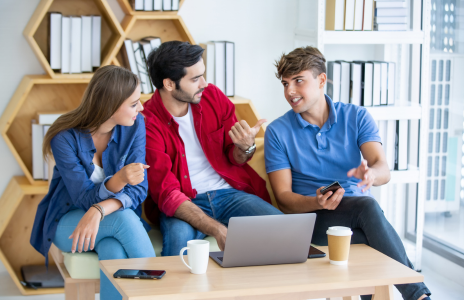 Hiring Account Executives Across Europe: A Guide for Scaling SaaS Companies