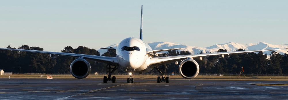Aviation Training: Keeping Professionals Safe & Skilled