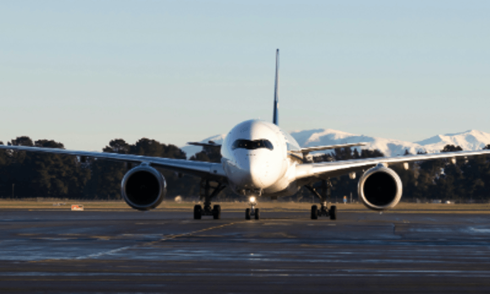 Aviation Training: Keeping Professionals Safe & Skilled