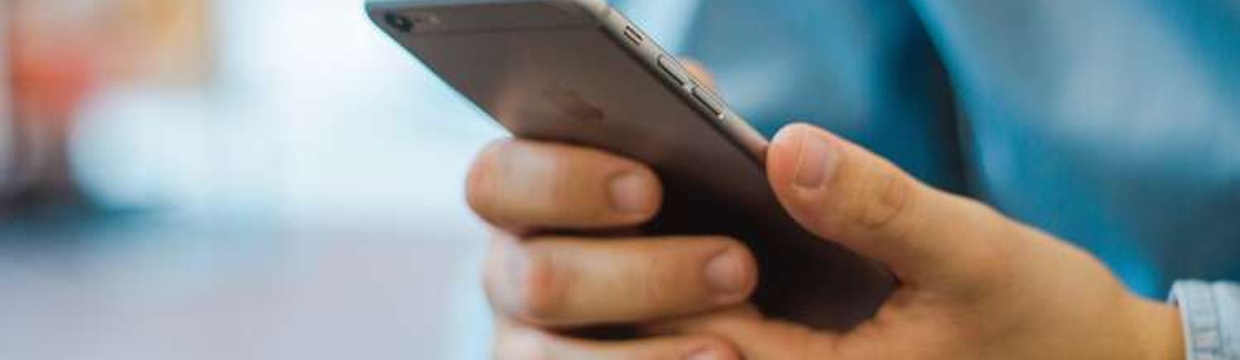 Phone Etiquette in the Workplace