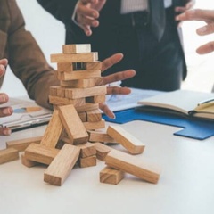 3 Stages That Can Lead to Losing Yourself in Your Daily Work and Life
