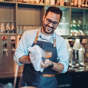 Blue Arrow Solves Bartender Shortages for Hospitality Sector in Aberdeen, Glasgow and Edinburgh 