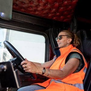 Improving Driver Performance with an Earned Recognition Programme