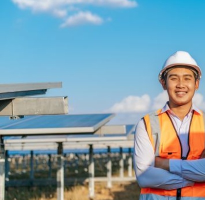 How to Get a Job in Solar: A Simple Guide for Career Changers and New Starters