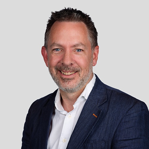 Simon Crichton