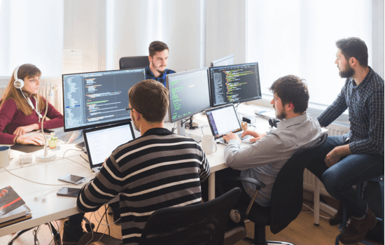 How Tech Stacks Influence Candidate Decisions in Software Engineering Roles