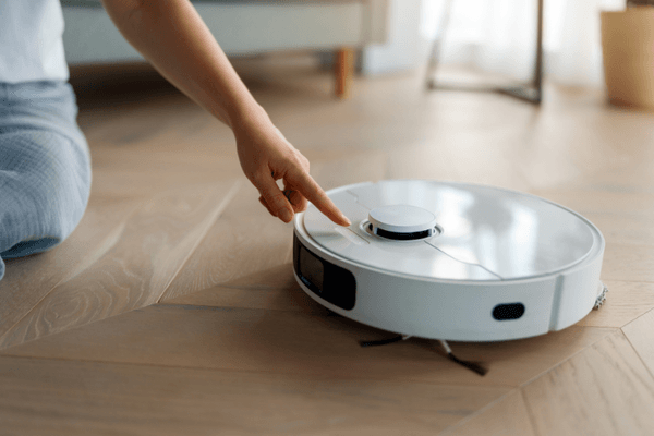 Enhancing recruitment, compliance and talent management in household technology 