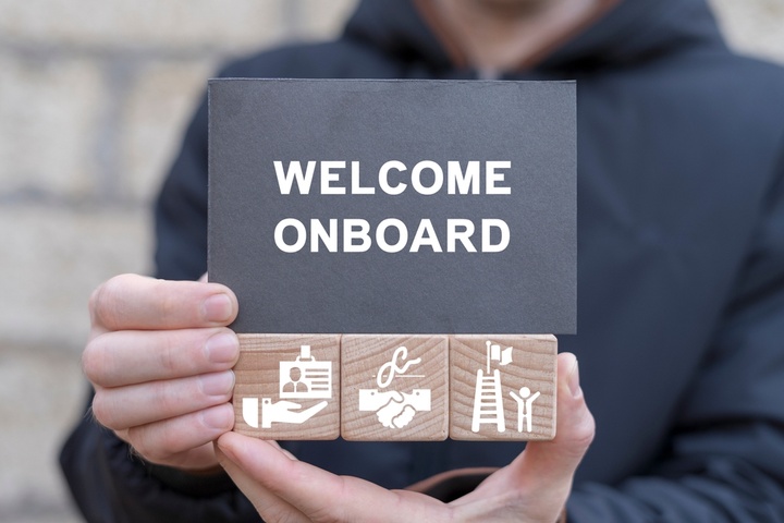 Onboarding Success: How to effectively integrate your new in-house legal hires
