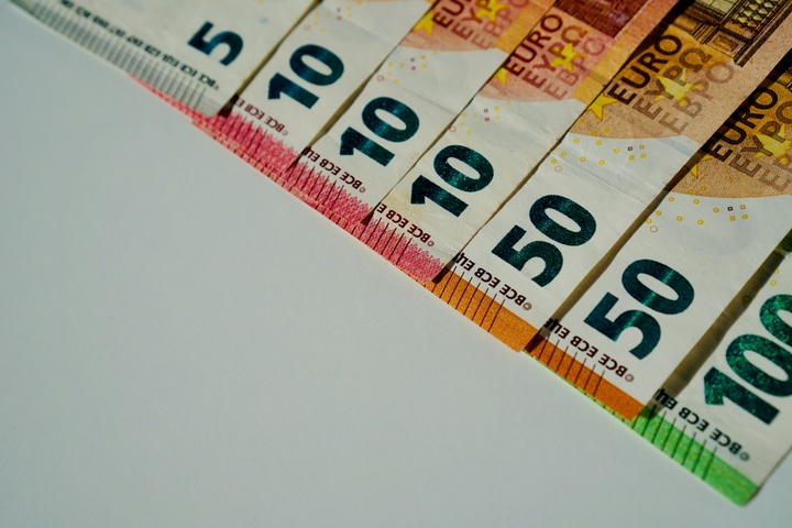 Consultant·es en ﬁnancement de l’innovation : salaires et négociations salariales