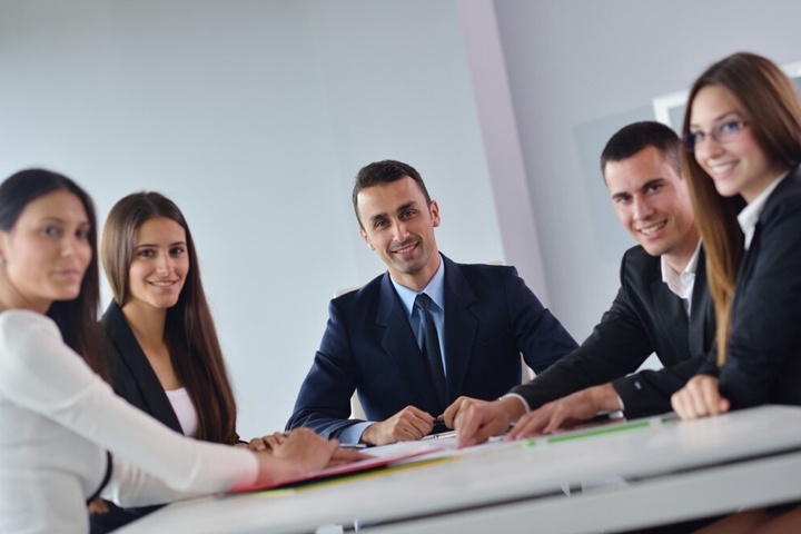 A guide to understanding the different roles within an In-House Legal team