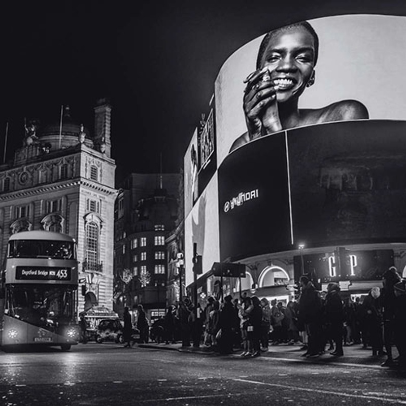 Ed Senior Ecommerce Manager - Universal Music 25