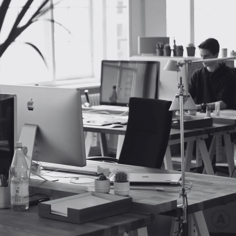 What companies does Handle Recruitment work with?