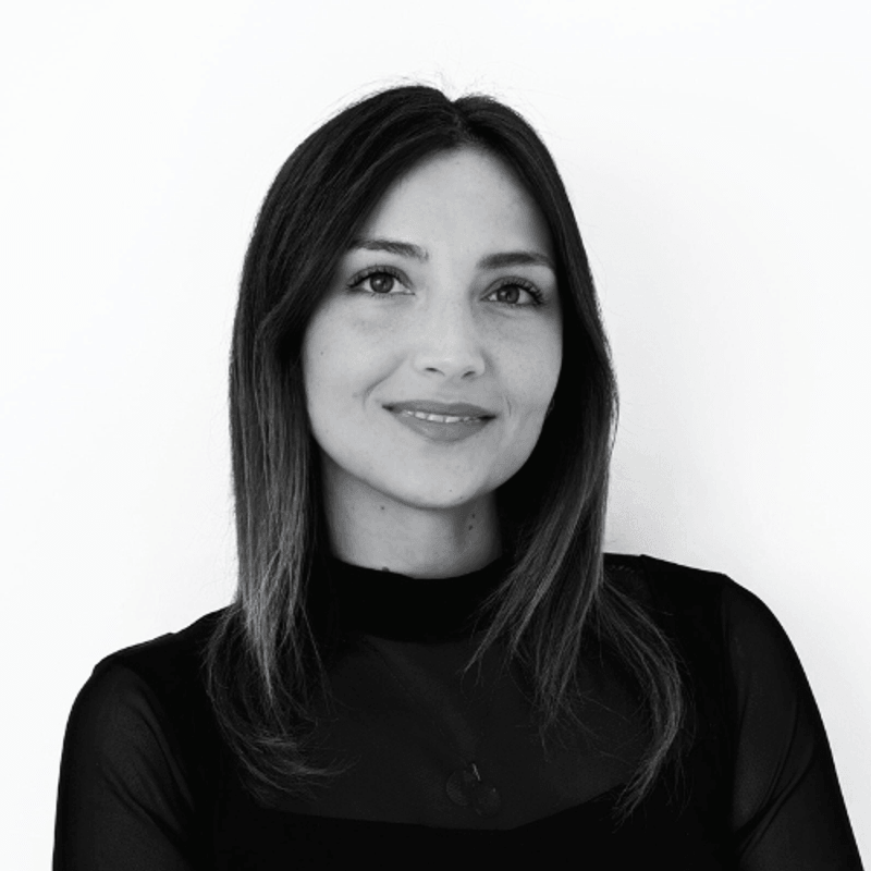 Üsra Mustafa