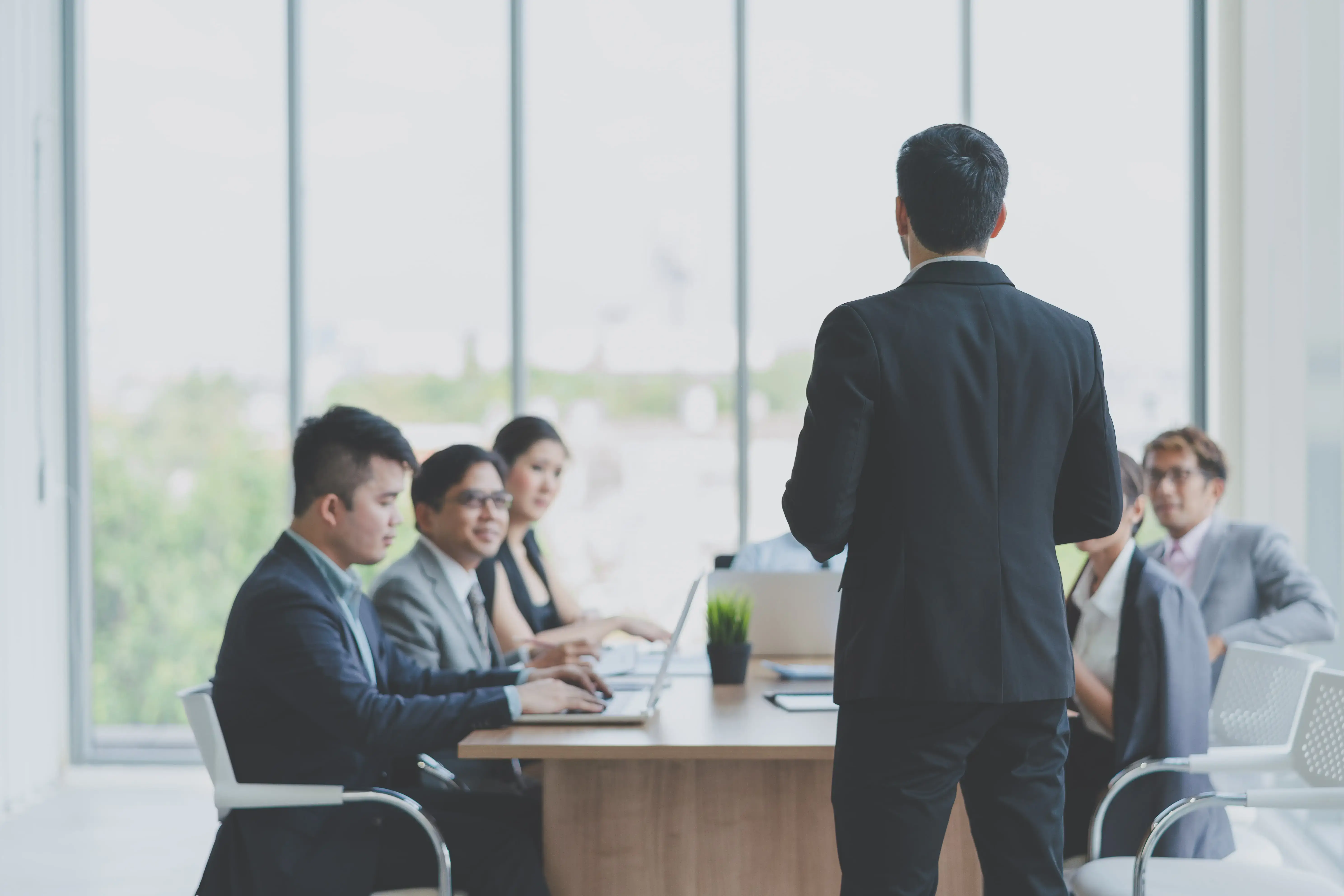 Five Tips To Become Good Leaders