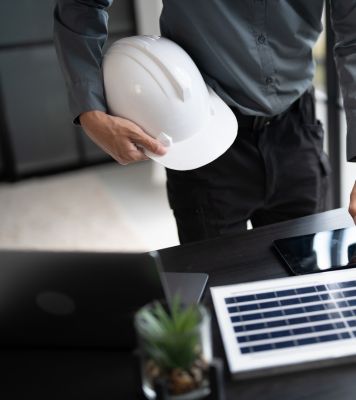 Hire Health & Safety Managers for Solar Construction Sites